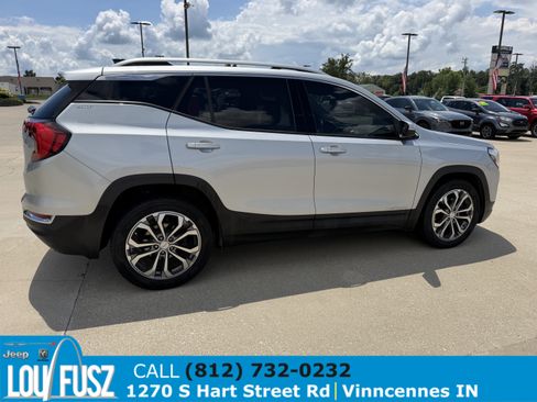 Used 2020 GMC Terrain SLT w/ Preferred Package FWD image 8
