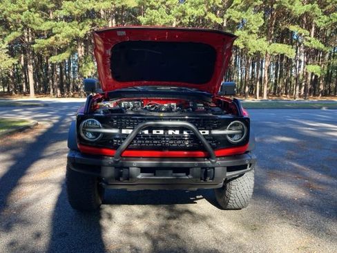 Used 2022 Ford Bronco Wildtrak image 22