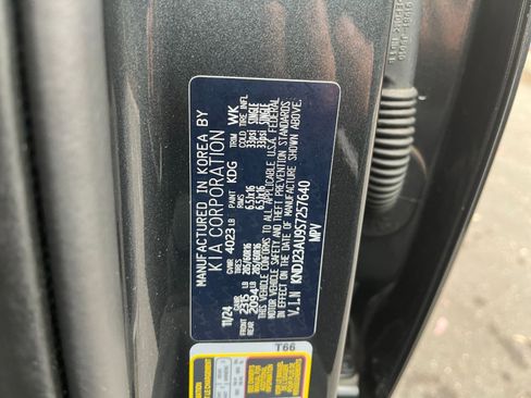 Used 2025 Kia Soul LX w/ LX Technology Package image 27