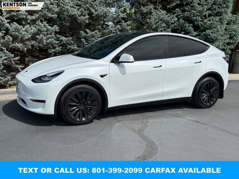 Used 2023 Tesla Model Y Long Range AWD/4WD image 1