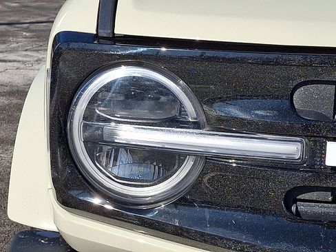 Certified 2025 Ford Bronco Outer Banks image 9