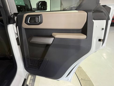 Used 2022 Ford Bronco Wildtrak AWD/4WD image 22