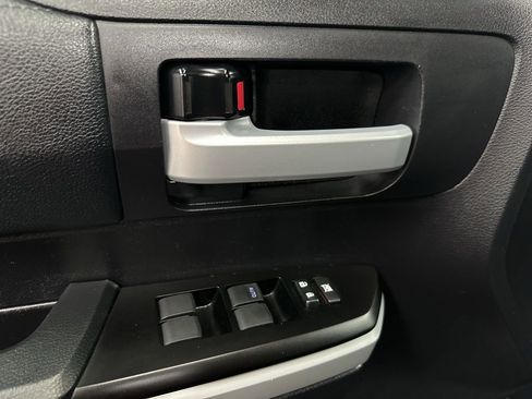 Used 2021 Toyota Tundra SR5 w/ TRD Off-Road Package image 18