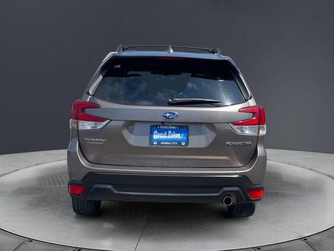 Used 2023 Subaru Forester Limited AWD/4WD image 4