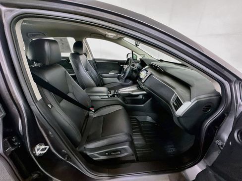 Used 2018 Honda Clarity Touring image 32