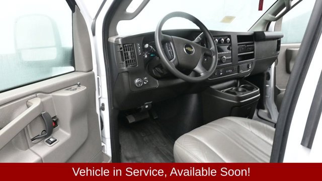Used 2024 Chevrolet Express 3500 LS RWD image 16