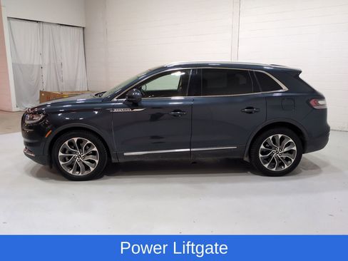 Used 2022 Lincoln Nautilus Reserve w/ Luxury Package AWD/4WD image 6