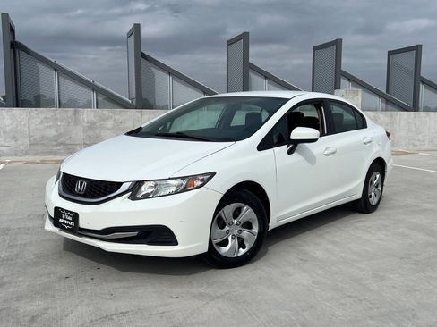 Used 2014 Honda Civic LX image 2