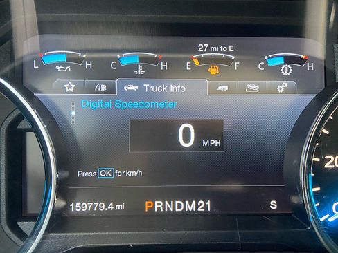 Used 2015 Ford F150 Lariat w/ Equipment Group 502A Luxury AWD/4WD image 15
