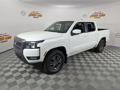 New 2025 Nissan Frontier SV w/ SV Convenience Package