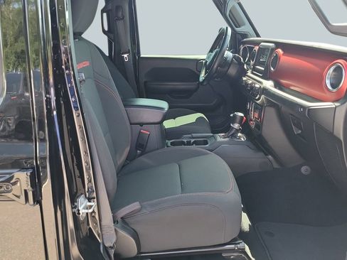 Used 2021 Jeep Gladiator Rubicon AWD/4WD image 22