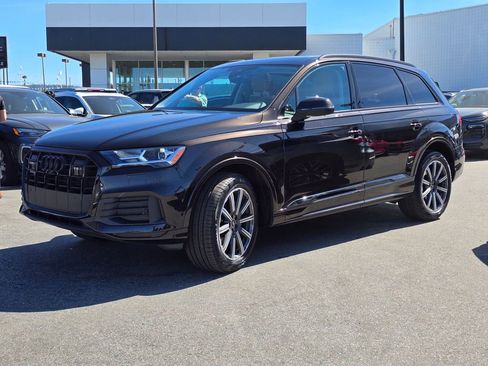 Used 2023 Audi Q7 2.0T Premium Plus w/ Premium Plus Package image 2