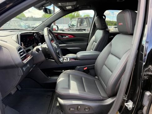 Used 2024 Chevrolet Traverse Z71 w/ Enhanced Driving Package AWD/4WD image 15