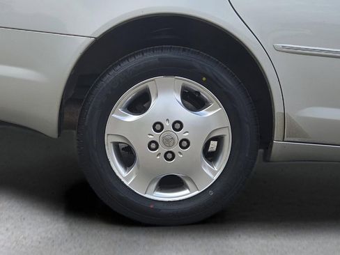 Used 2004 Toyota Avalon XL FWD image 10