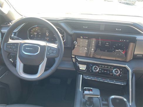 New 2026 GMC Sierra 1500 Denali w/ Denali Reserve Package image 16