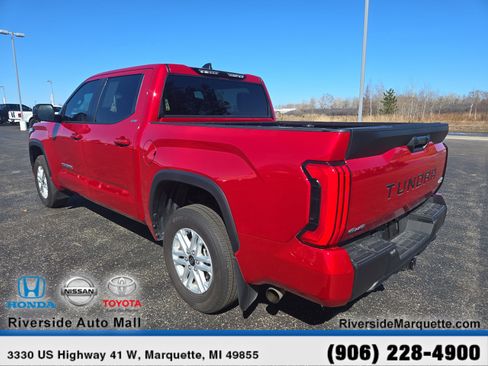 Used 2025 Toyota Tundra SR5 w/ SR5 Premium Package AWD/4WD image 6