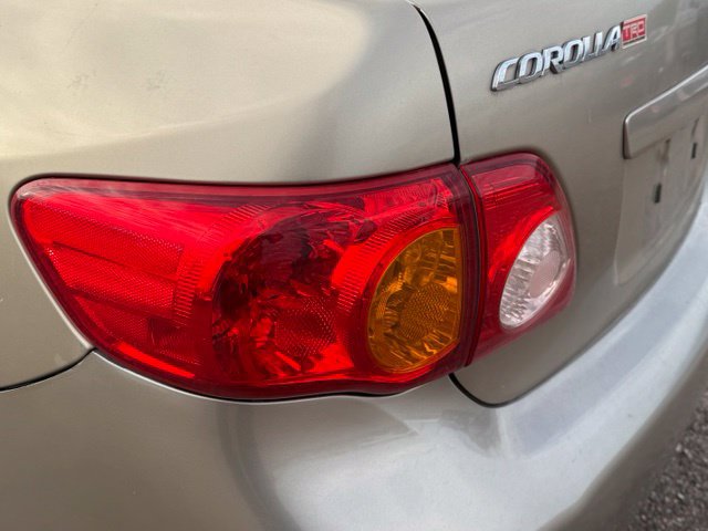 Used 2010 Toyota Corolla LE FWD image 10
