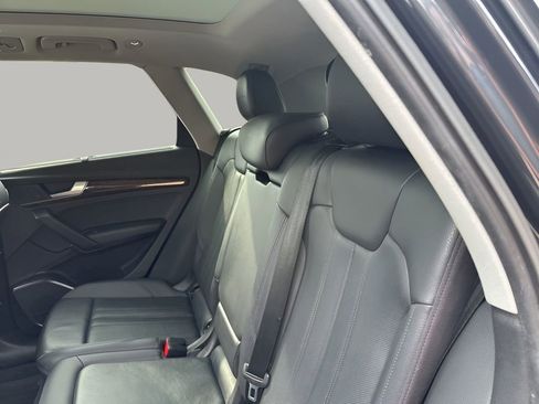 Used 2018 Audi Q5 2.0T Premium Plus w/ Premium Plus Package image 15