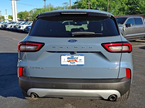 Certified 2023 Ford Escape Active w/ Tech Pack #1 AWD/4WD image 5