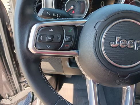 Used 2021 Jeep Wrangler Rubicon AWD/4WD image 24