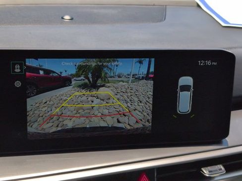 Certified 2025 Kia Sorento S w/ Panoramic Sunroof Package FWD image 24