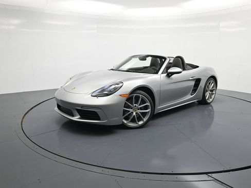 Used 2025 Porsche 718 Boxster RWD image 1
