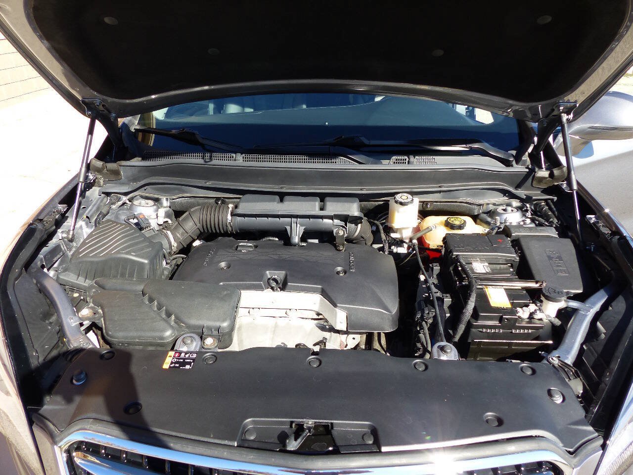 Used 2020 Buick Envision Essence AWD/4WD image 16