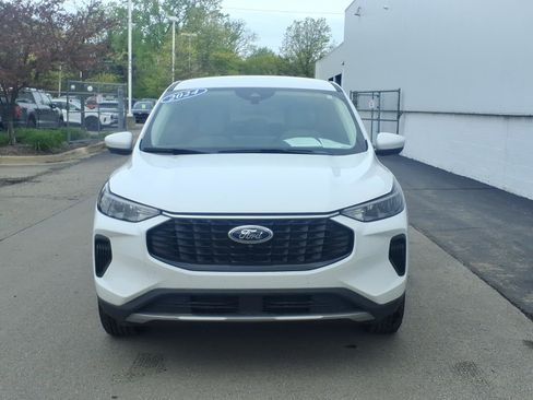 Certified 2024 Ford Escape Active w/ Tech Pack #2 AWD/4WD image 2