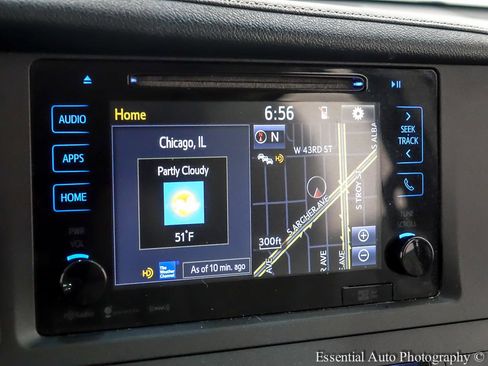 Used 2016 Toyota Sienna XLE w/ XLE Navigation Package AWD/4WD image 22