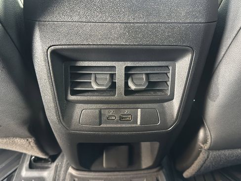 Used 2024 Chevrolet Colorado Z71 w/ Z71 Convenience Package 2 AWD/4WD image 20