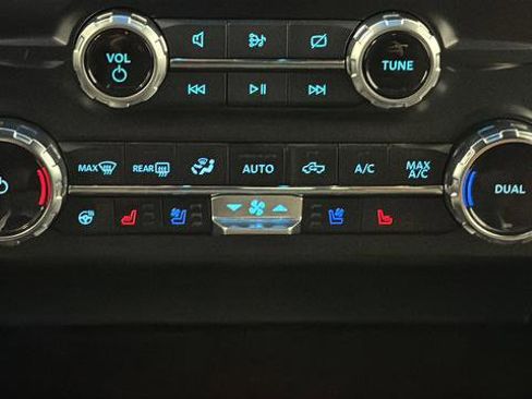 Used 2023 Ford F350 King Ranch w/ Chrome Package image 18