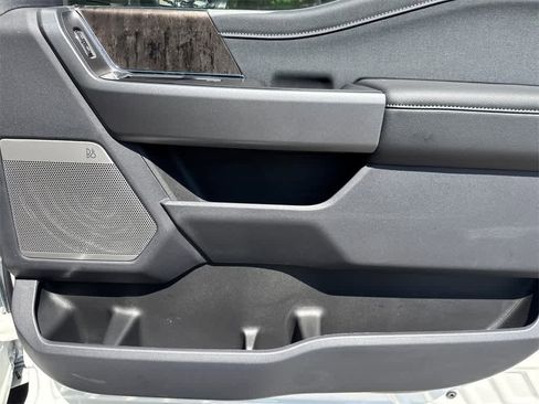 New 2025 Ford F250 Lariat w/ Lariat Ultimate Package image 13