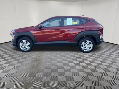 Used 2025 Hyundai Kona SE AWD/4WD image 8