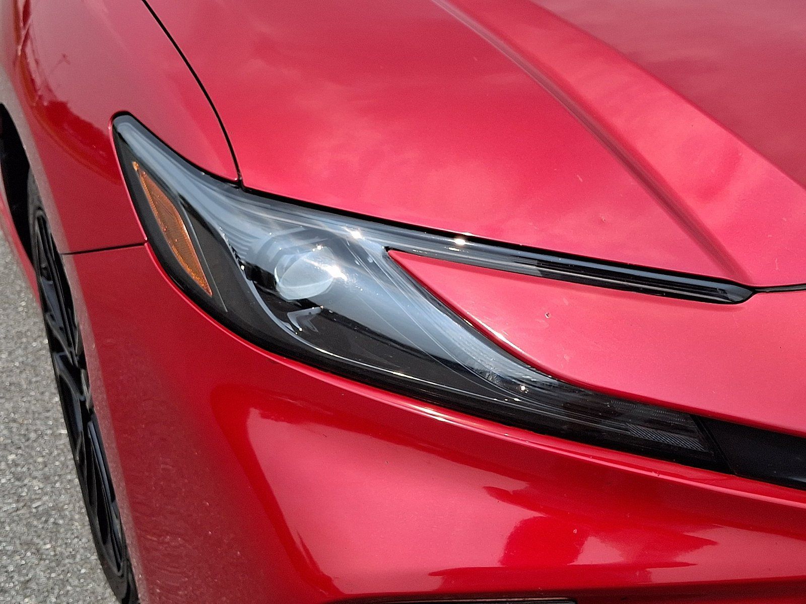 Used 2025 Toyota Camry SE FWD image 10