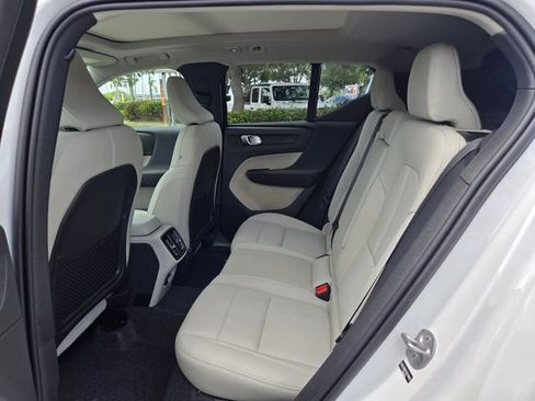 New 2026 Volvo XC40 B5 Plus w/ Protection Package Premier AWD/4WD image 14