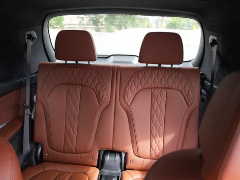 New 2027 BMW X7 xDrive40i w/ M Sport Package AWD/4WD image 19