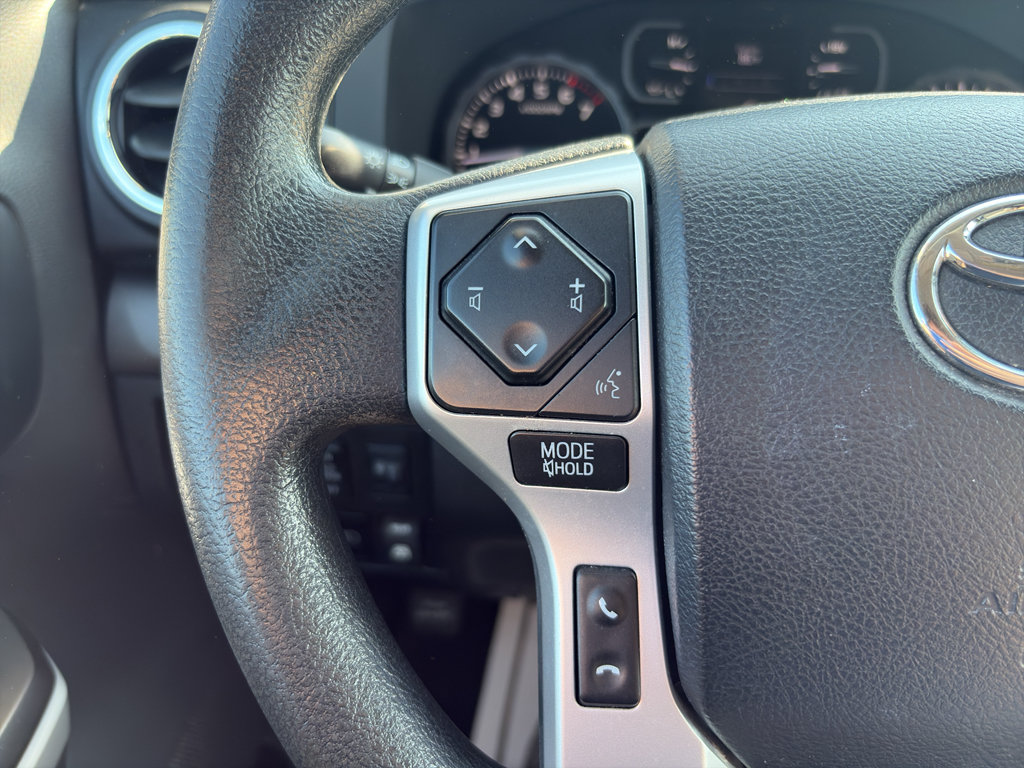 Used 2018 Toyota Tundra SR5 w/ SR5 Upgrade Package AWD/4WD image 18