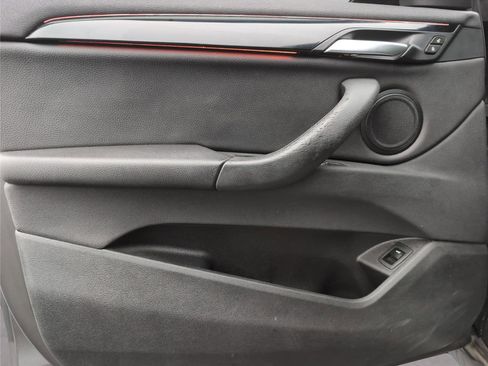 Used 2021 BMW X1 sDrive28i image 16