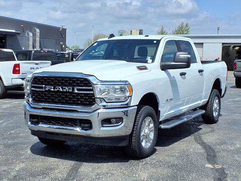 Used 2024 RAM 2500 Big Horn image 2