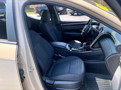 Used 2023 Hyundai Santa Cruz SEL Premium image 11