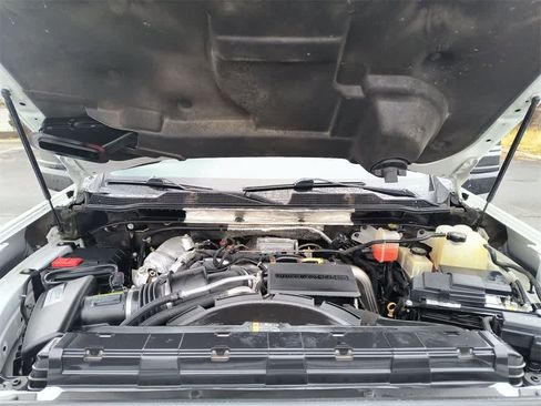 Used 2020 Chevrolet Silverado 3500 LT w/ Texas Edition image 24