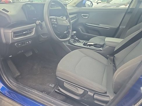 Used 2025 Kia K4 FWD image 7
