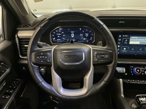Used 2025 GMC Sierra 1500 Denali AWD/4WD image 5