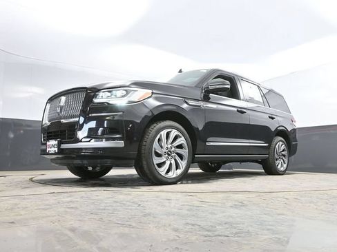 Used 2024 Lincoln Navigator Reserve AWD/4WD image 54