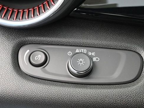 New 2026 Chevrolet Trax RS w/ Driver Confidence Package image 32