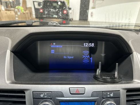 Used 2011 Honda Odyssey EX-L image 16