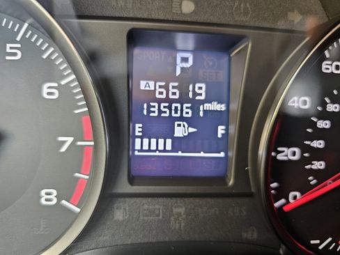 Used 2016 Subaru Crosstrek 2.0i Premium image 14