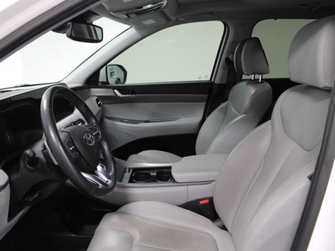 Used 2020 Hyundai Palisade SEL w/ Premium Package FWD image 18