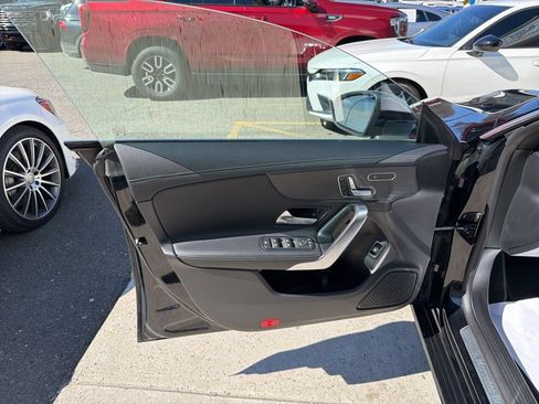 Used 2023 Mercedes-Benz CLA 250 4MATIC image 18
