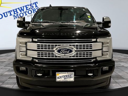 Used 2019 Ford F250 Platinum w/ Platinum Ultimate Package image 2